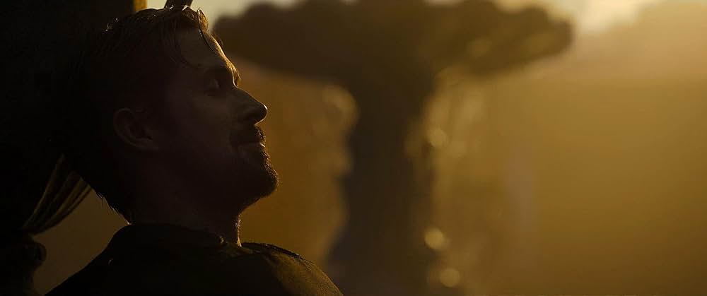 「グレイマン」の画像