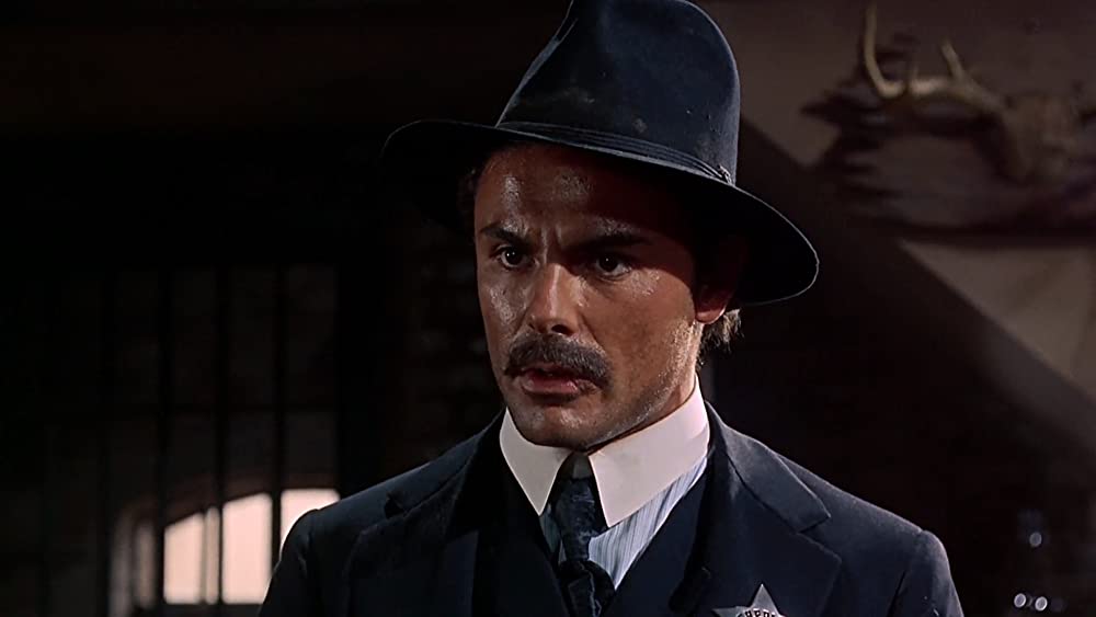 「ガンファイターの最後」ジョン・サクソンの画像