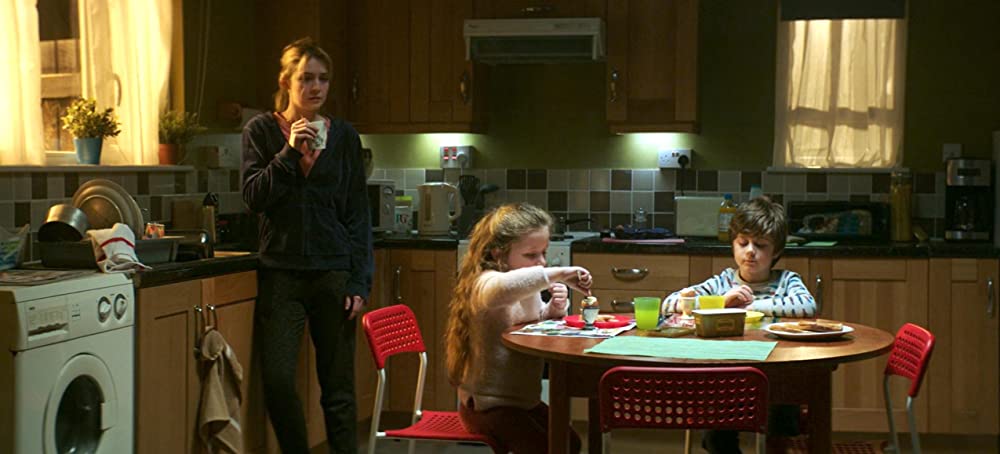 「サヴェージ・ウーマン 美しき制裁」サラ・ボルジャーの画像