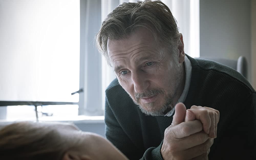 「オーディナリー・ラブ ありふれた愛の物語」リーアム・ニーソン & レスリー・マンビルの画像