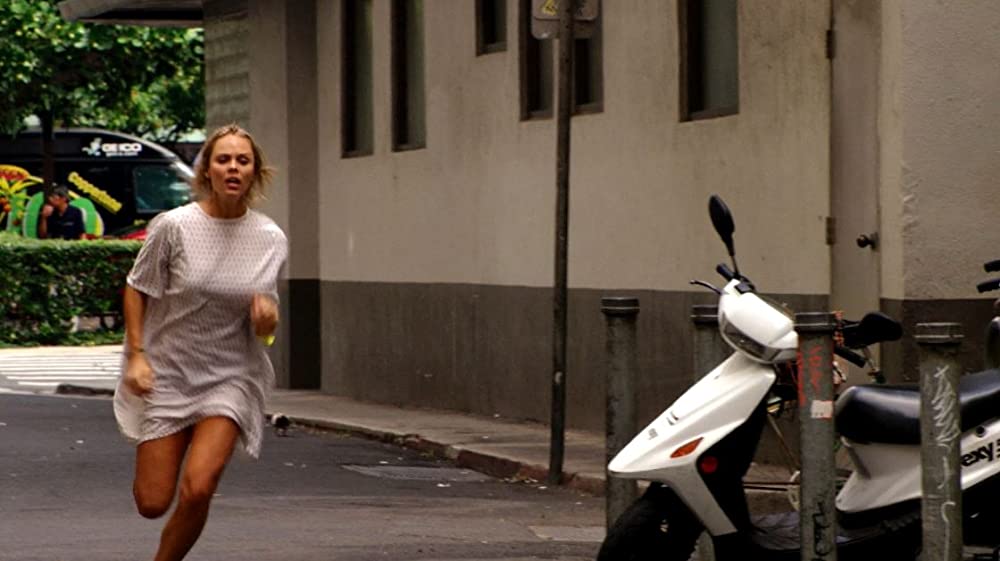 イントゥ・ザ・ブルー2の画像