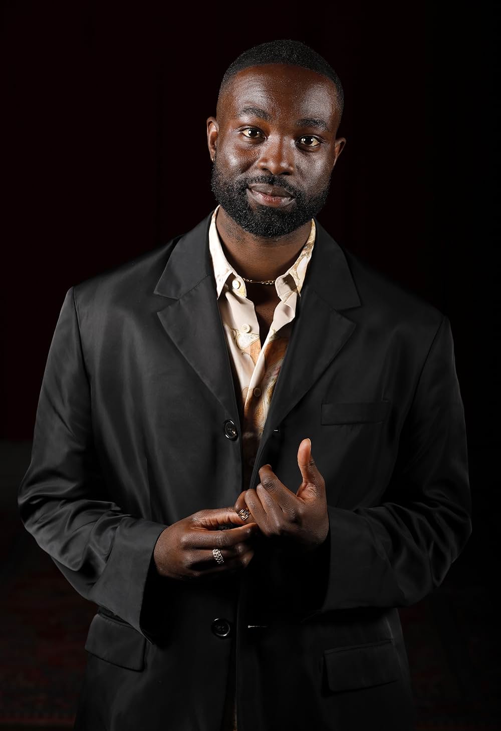 MEN 同じ顔の男たちの画像