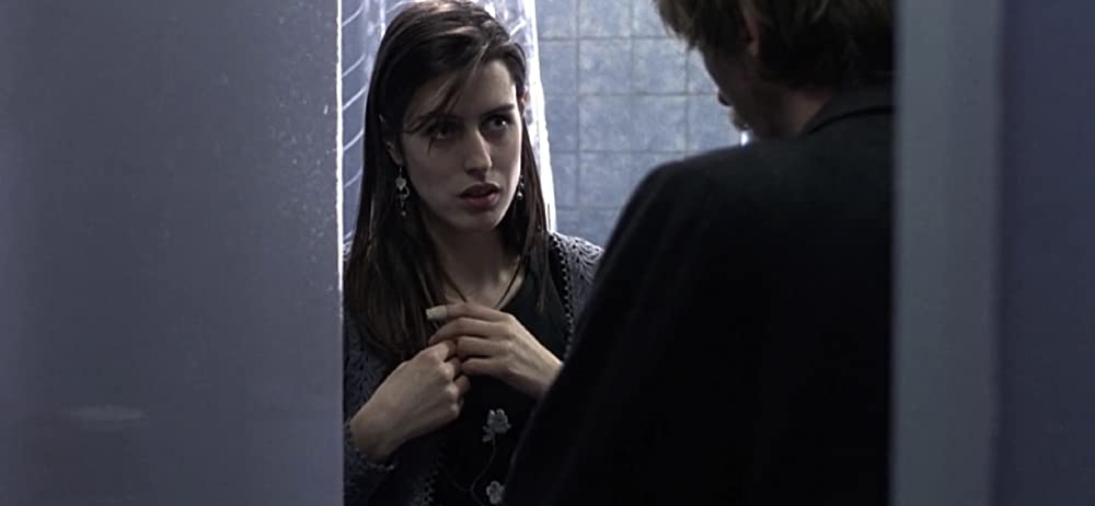 ネイキッドの画像