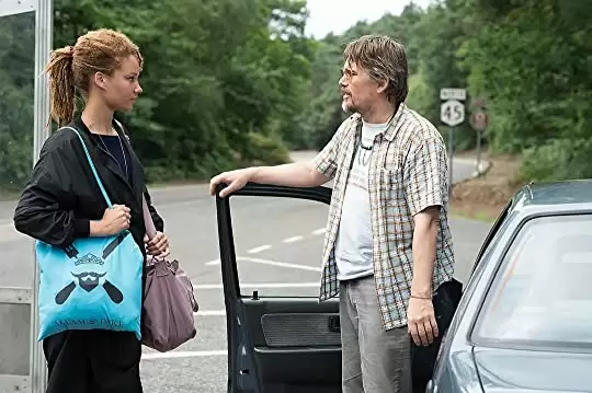 「15年後のラブソング」イーサン・ホーク & Ayoola Smartの画像