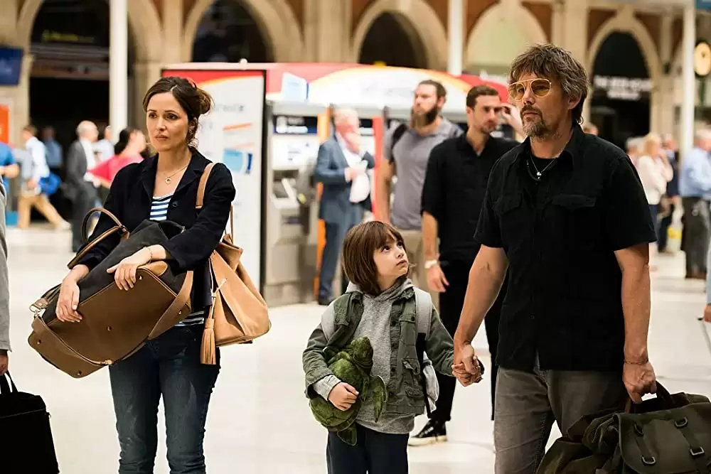 「15年後のラブソング」イーサン・ホーク & ローズ・バーン & アジー・ロバートソンの画像