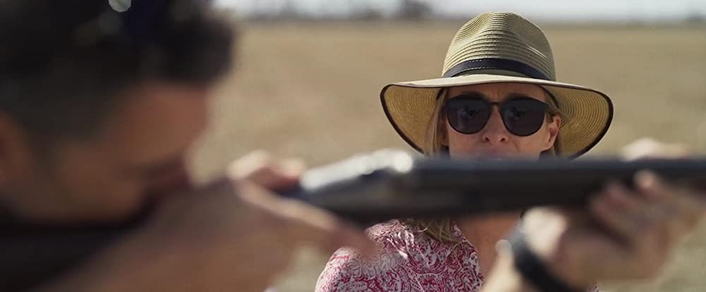 「渇きと偽り」エリック・バナ & ジュネビーブ・オライリーの画像