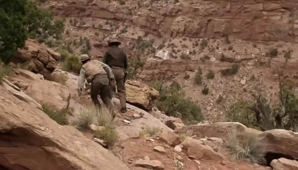 旋風の中に馬を進めろの画像