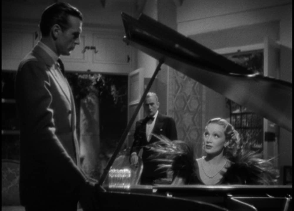 真珠の頚飾の画像