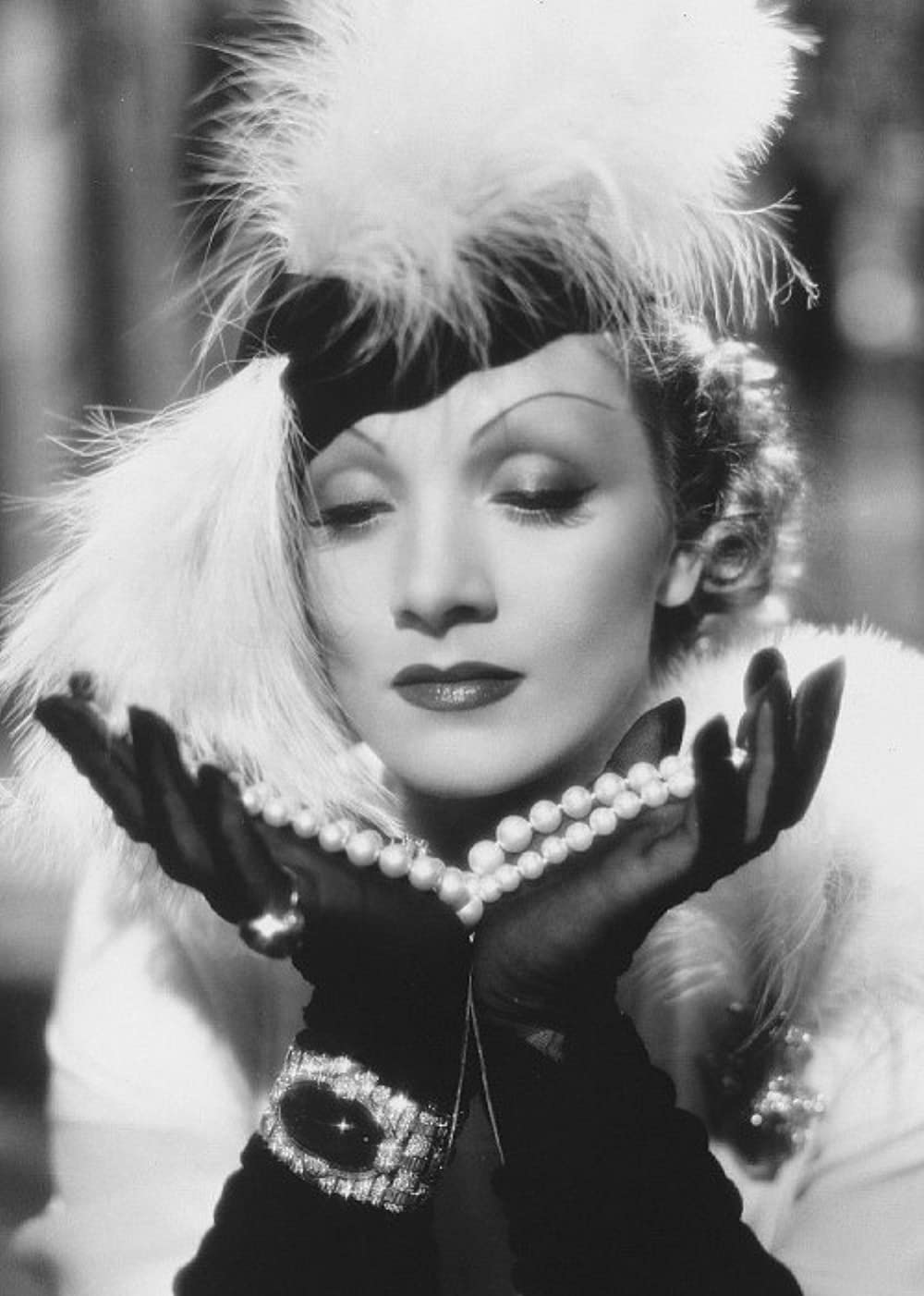 真珠の頚飾の画像