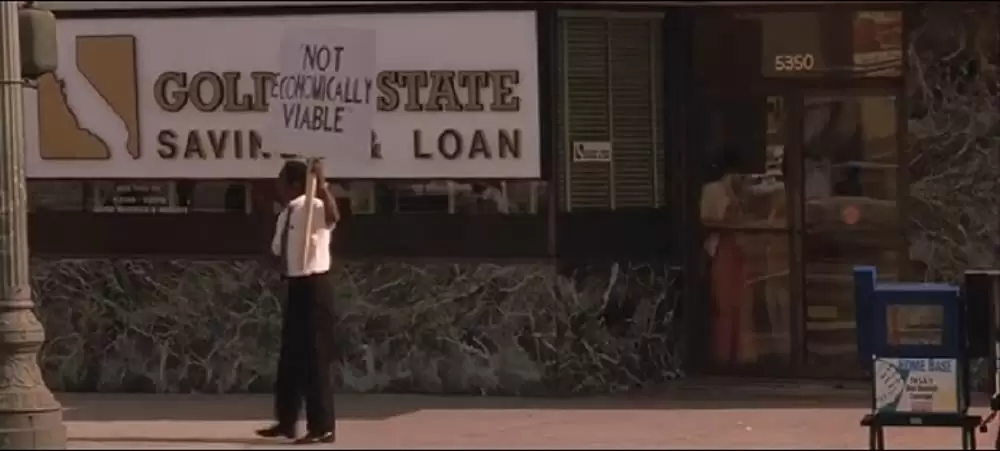 「フォーリング・ダウン」ボンディ・カーティス＝ホールの画像