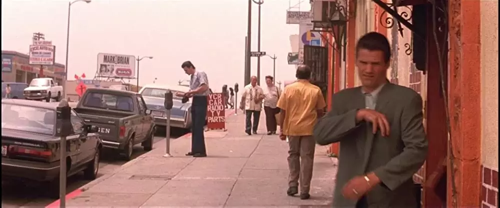 フォーリング・ダウンの画像