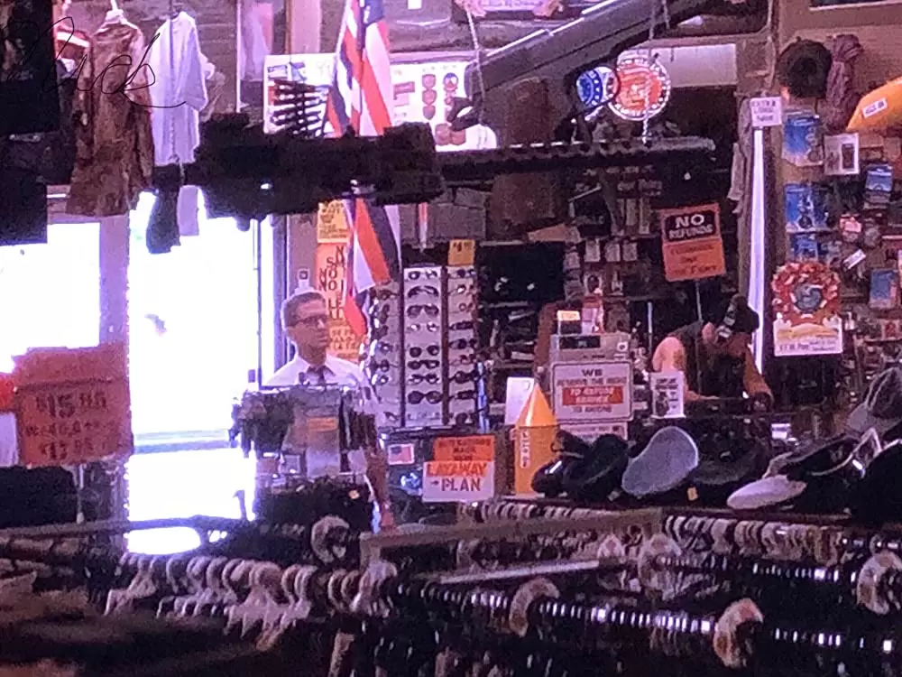 「フォーリング・ダウン」マイケル・ダグラス & フレデリック・フォレストの画像