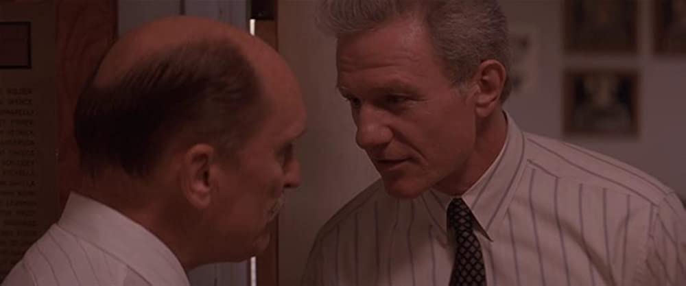 「フォーリング・ダウン」ロバート・デュバル & レイモンド・J・バリーの画像