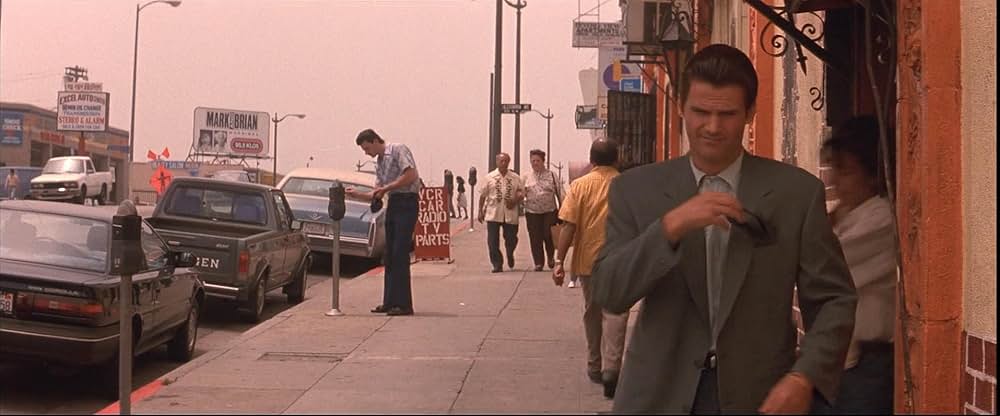 フォーリング・ダウンの画像