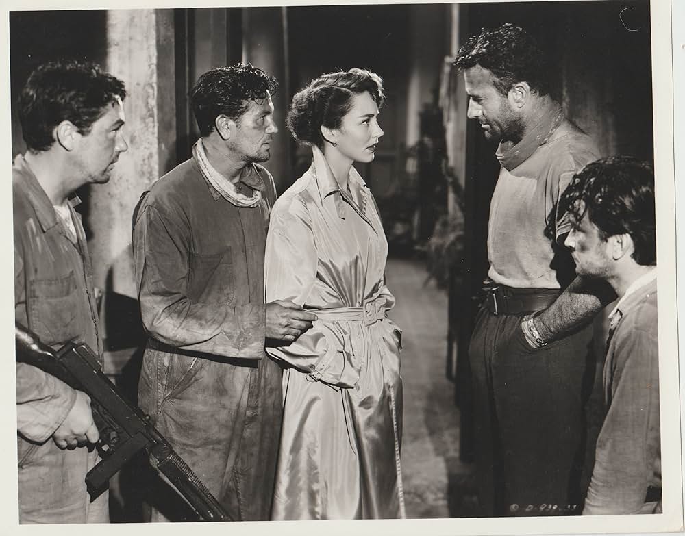 ストレンジャーズ6の画像