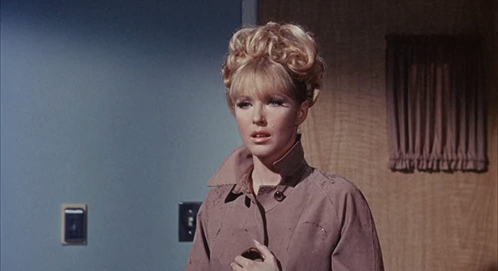 「レッドライン7000」Laura Devonの画像