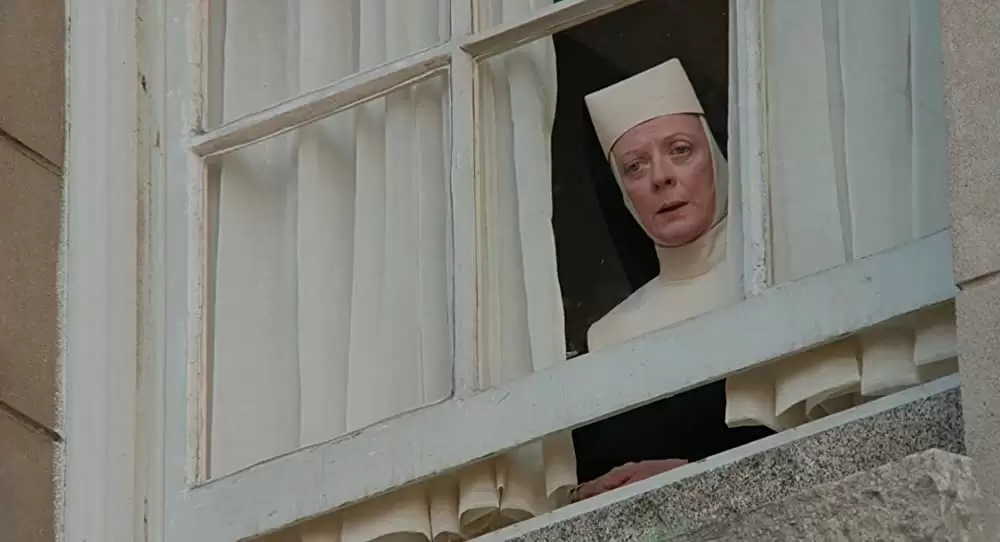 「天使にラブ・ソングを…」マギー・スミスの画像