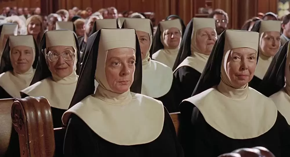 「天使にラブ・ソングを…」マギー・スミスの画像