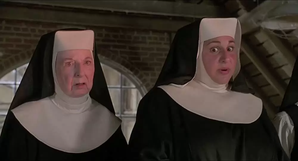 「天使にラブ・ソングを2」キャシー・ナジミー & メアリー・ウィックスの画像