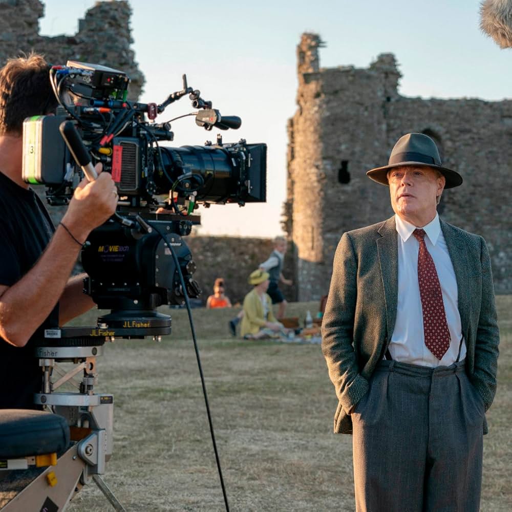 シックス・ミニッツ・トゥ・ミッドナイトの画像