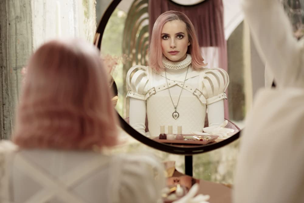 「パラダイス・ヒルズ」エマ・ロバーツの画像