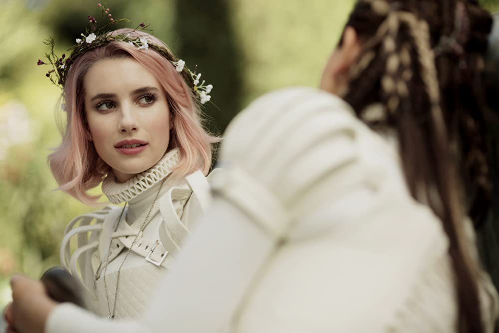 「パラダイス・ヒルズ」エマ・ロバーツの画像