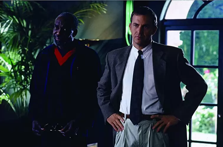 ボディガードの画像