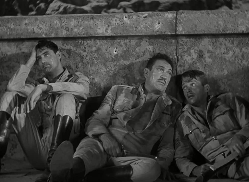 「ガンガ・ディン」ケイリー・グラント & ダグラス・フェアバンクス・Jr. & ビクター・マクラグレンの画像