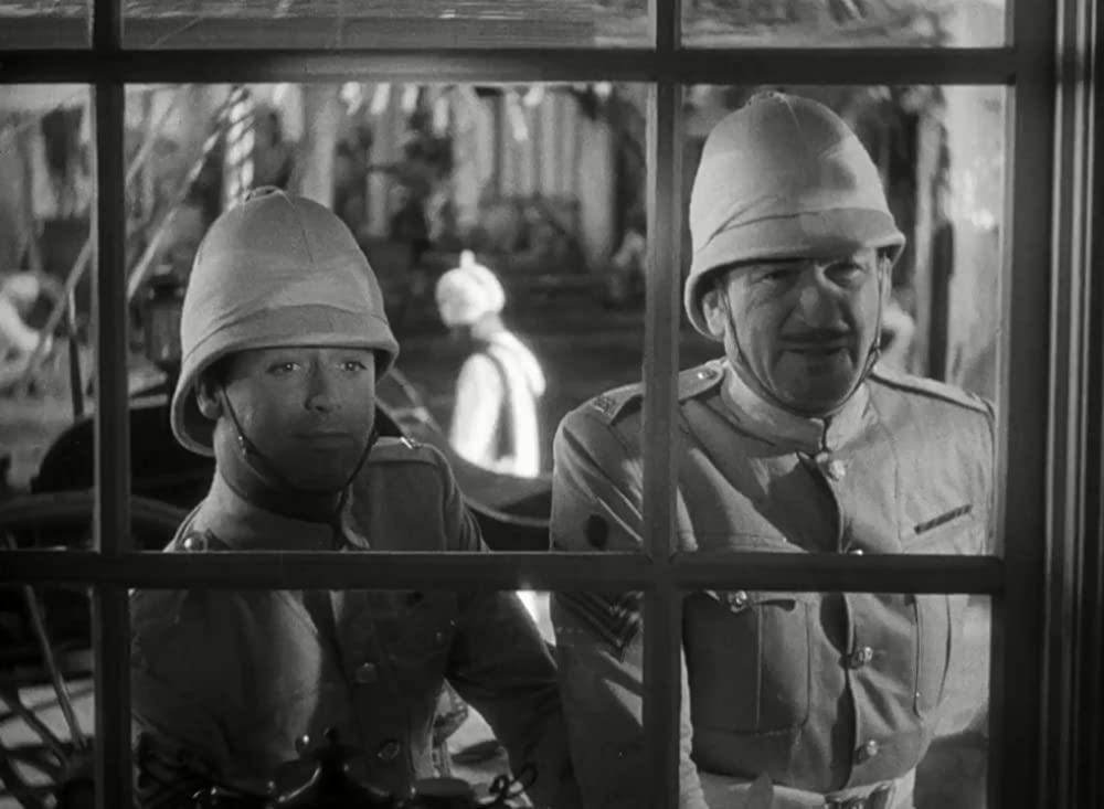 「ガンガ・ディン」ケイリー・グラント & ビクター・マクラグレンの画像