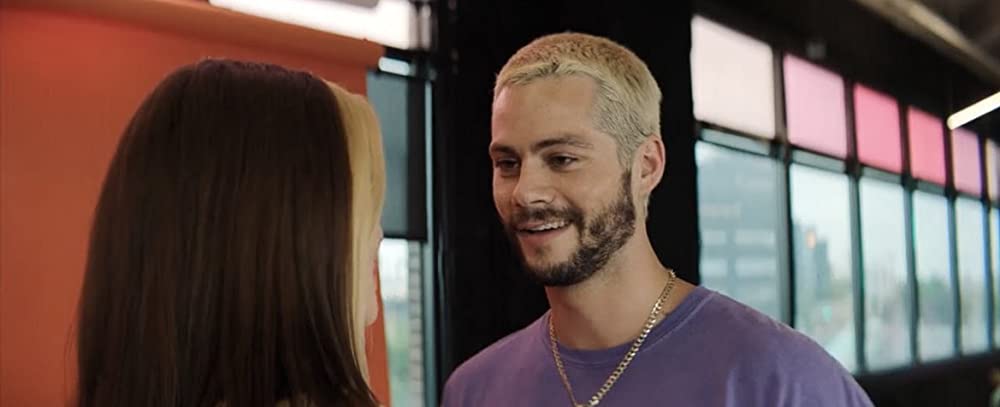 「ノット・オッケー！」ゾーイ・ドゥイッチ & ディラン・オブライエンの画像