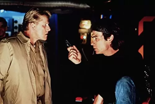 「沈黙の戦艦」トミー・リー・ジョーンズ & ゲイリー・ビューシイの画像