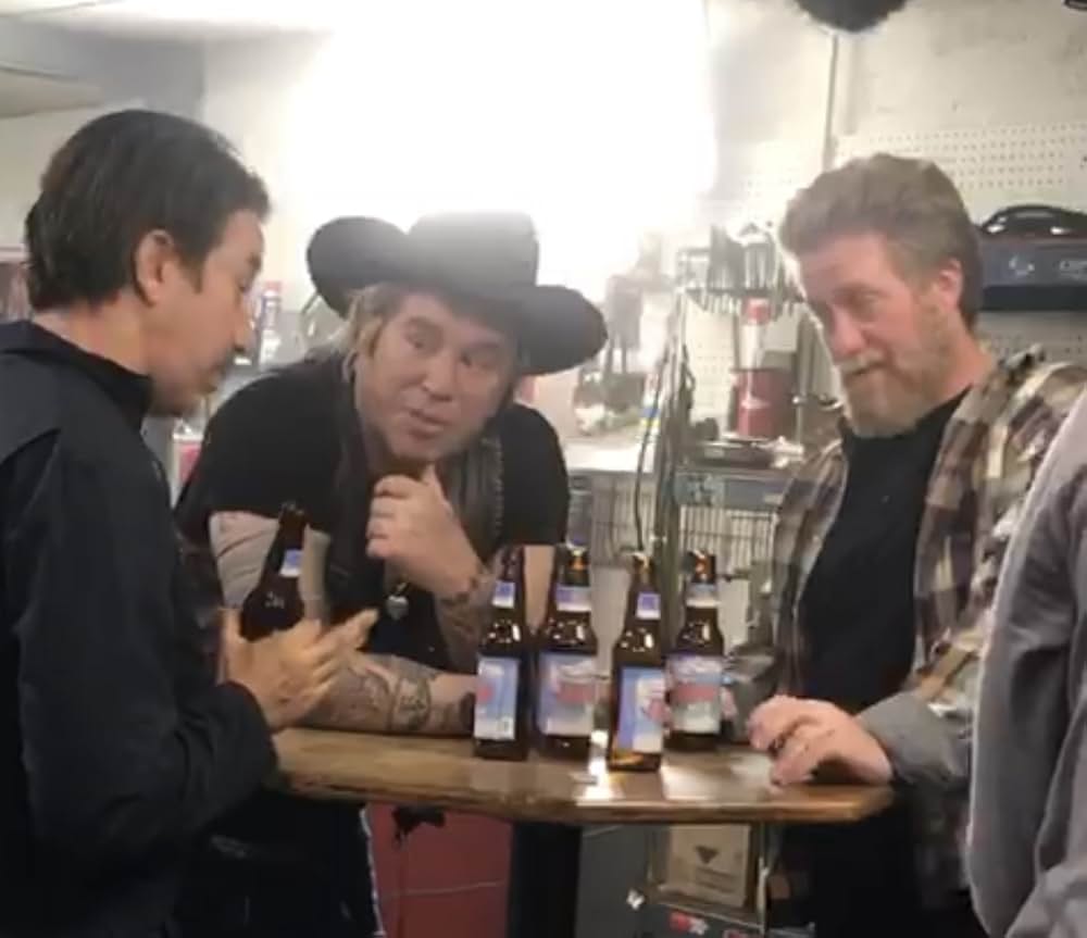 「コマンドー 怒りの逆襲」の画像