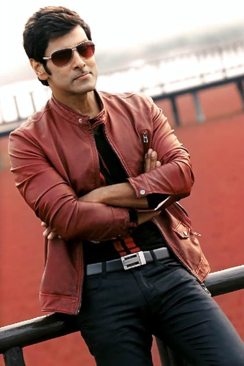 マッスル 踊る稲妻の画像