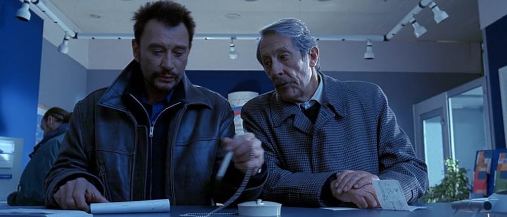 列車に乗った男の画像