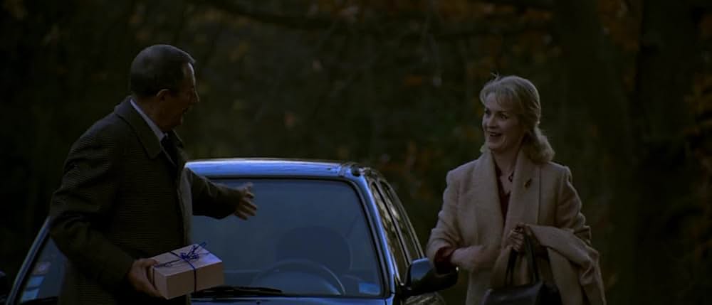 列車に乗った男の画像