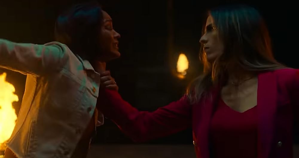 「デイ・シフト」ミーガン・グッド & カーラ・ソウザの画像