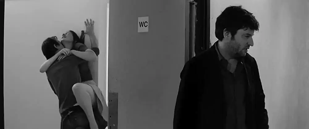 つかのまの愛人の画像