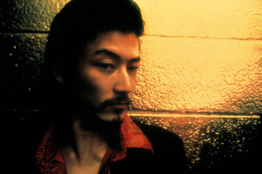 「鮫肌男と桃尻女」浅野忠信の画像