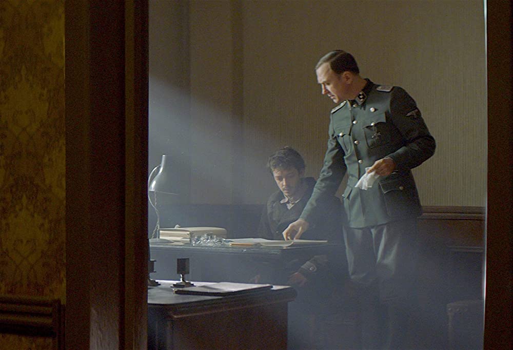 「ペルシャン・レッスン 戦場の教室」ナウエル・ペレーズ・ビスカヤート & ラース・アイディンガーの画像