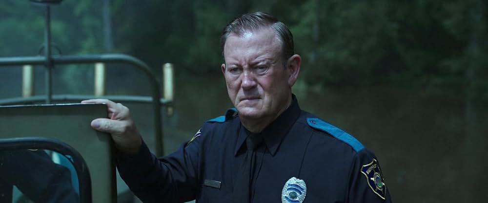 ザリガニの鳴くところの画像