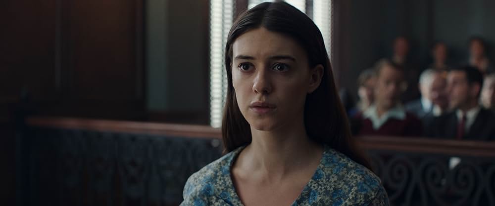 ザリガニの鳴くところの画像