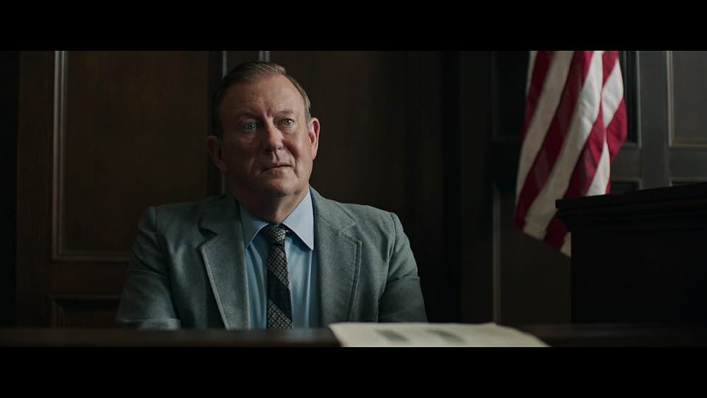 ザリガニの鳴くところの画像