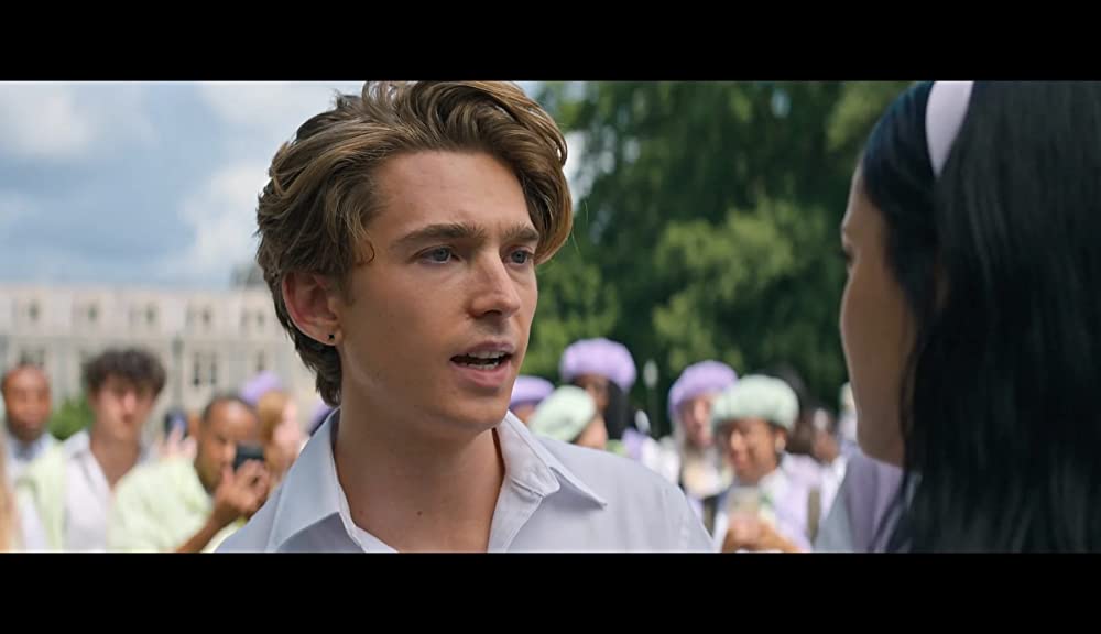 「リベンジ・スワップ」オースティン・エイブラムス & カミラ・メンデスの画像