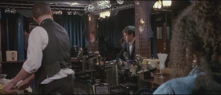 「クライング・ゲーム」ジム・ブロードベント & ジェイ・デビッドソン & スティーブン・レイの画像