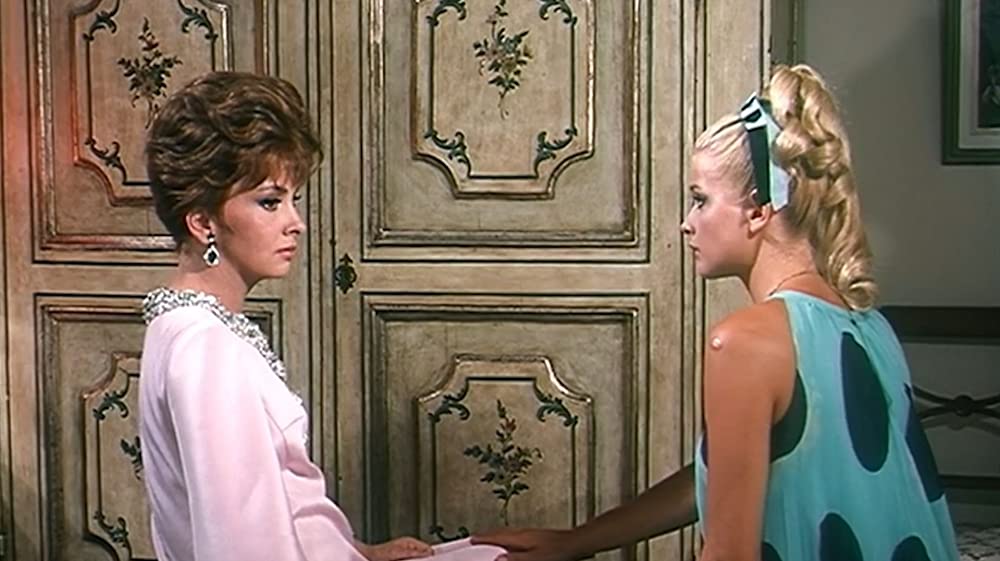 「殺しを呼ぶ卵 最長版」Ewa Aulin & ジーナ・ロロブリジーダの画像