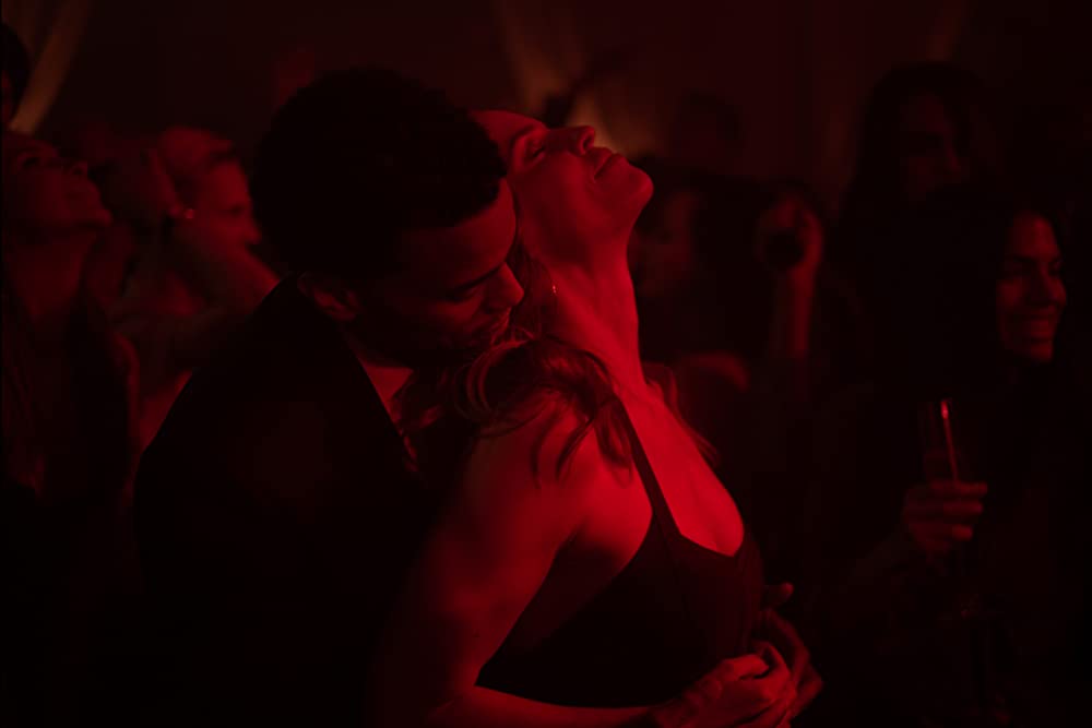 「ファタール／悪い女」ヒラリー・スワンク & マイケル・イーリーの画像