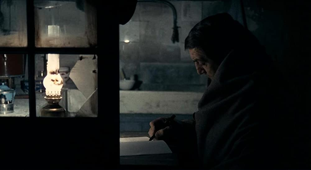 「影の軍隊」リノ・バンチュラの画像