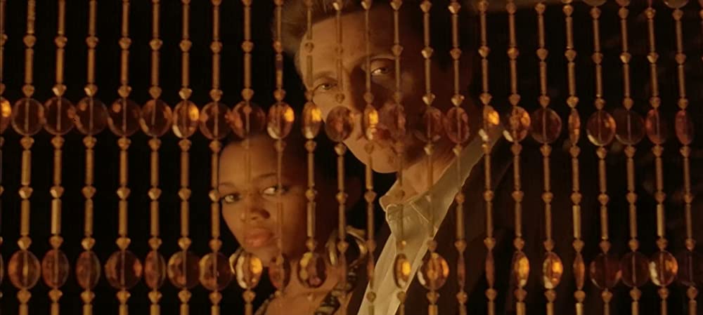 「キング・オブ・ニューヨーク」クリストファー・ウォーケン & テレサ・ランドルの画像