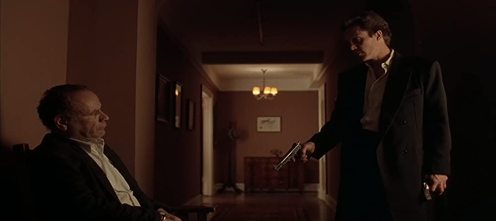 「キング・オブ・ニューヨーク」クリストファー・ウォーケン & ビクター・アルゴの画像