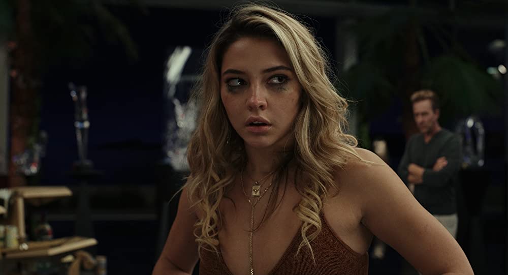 ナイブズ・アウト：グラス・オニオンの画像